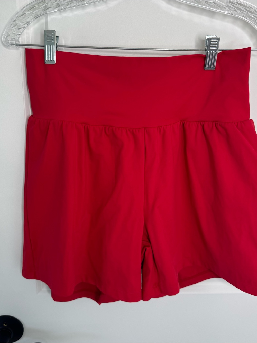 HALARA Bright Red High-Waist Athletic Shorts large long